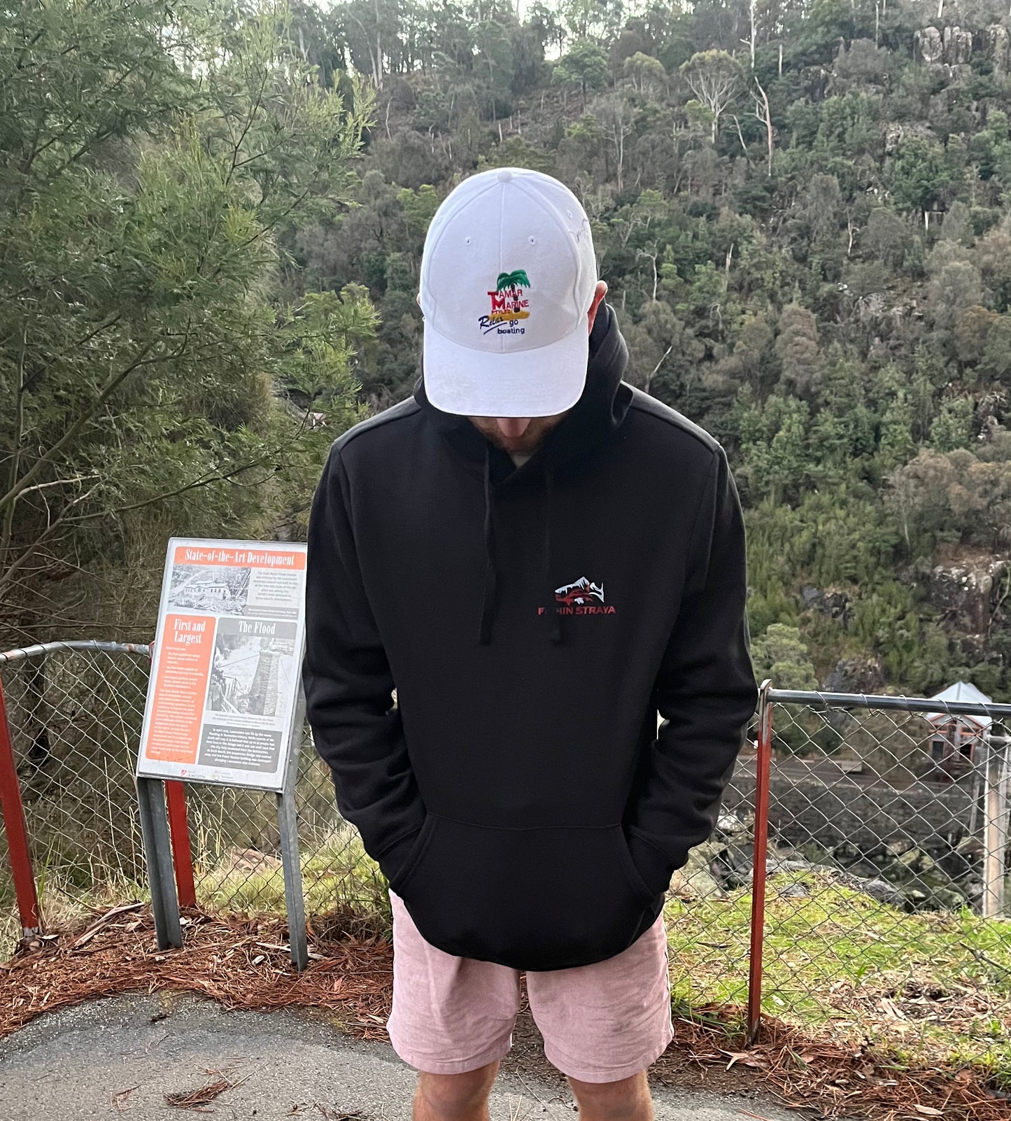 Fishin Straya Logo Hoodies